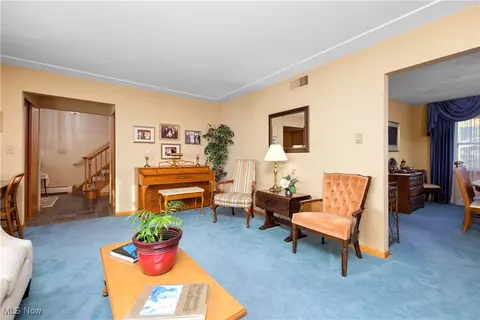 350 Colgate Ave, Elyria, OH 44035 photo 6