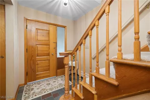 350 Colgate Ave, Elyria, OH 44035 photo 3