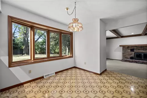 1711 Gulf Rd, Elyria, OH 44035 photo 14