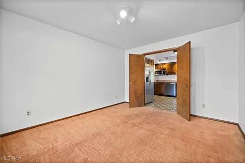 1711 Gulf Rd, Elyria, OH 44035 photo 23
