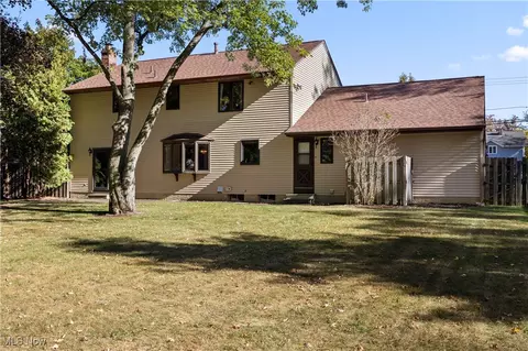 1711 Gulf Rd, Elyria, OH 44035 photo 43