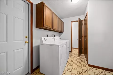 1711 Gulf Rd, Elyria, OH 44035 photo 19