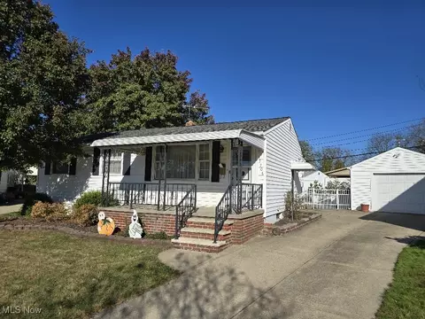 17706 Susan Ave, Cleveland, OH 44111