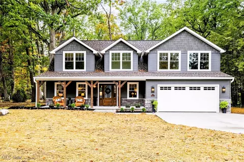 1545 Greenleaf Cir, Westlake, OH 44145