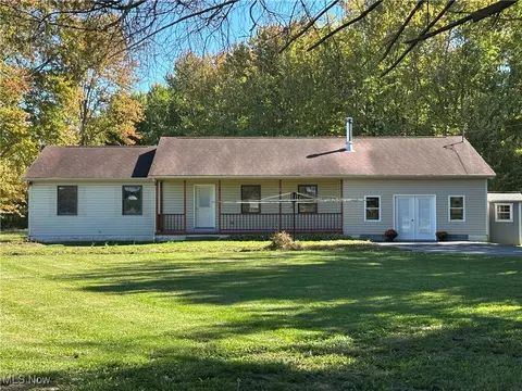 7126 State Route 534, West Farmington, OH 44491