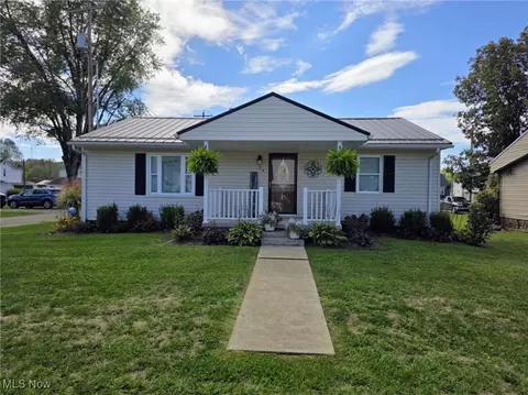 129 E 4th St, Warsaw, OH 43844