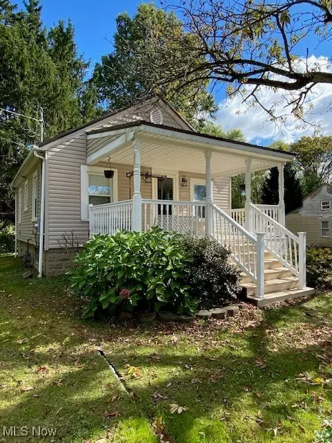 358 Burwell Rd, Leavittsburg, OH 44430
