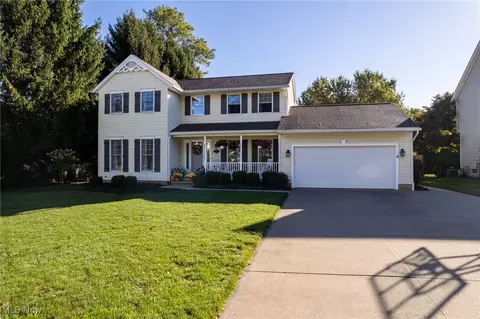 1397 Harmony Dr, Wadsworth, OH 44281