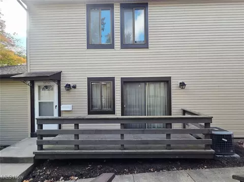 552 Turney Rd #C, Bedford, OH 44146