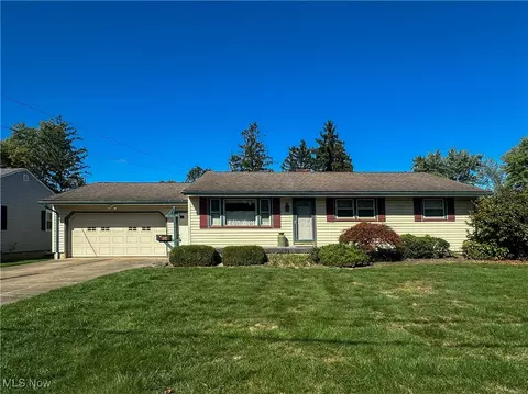 834 Bowman St, Niles, OH 44446
