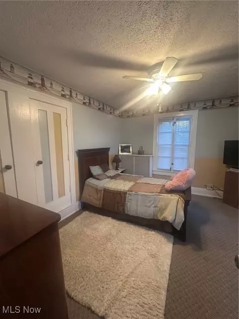 Bedroom - 1172 W 7th St, Lorain, OH 44052 photo 4 of 6