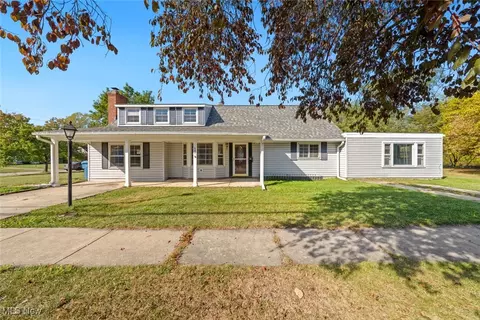 487 Irving Park Blvd, Sheffield Lake, OH 44054