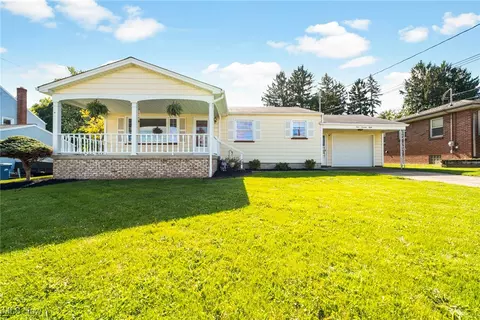 478 W Harvey St, Struthers, OH 44471
