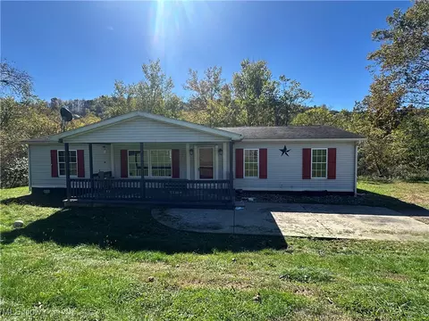 39490 Pauline Boord Rd, Caldwell, OH 43724