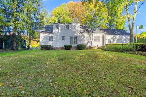 Exterior - 35690 Solon Rd, Solon, OH 44139 photo 2 of 11