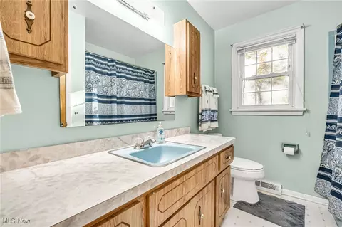 Bath - 35690 Solon Rd, Solon, OH 44139 photo 1 of 4