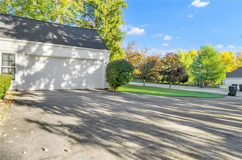 Exterior - 35690 Solon Rd, Solon, OH 44139 photo 4 of 11