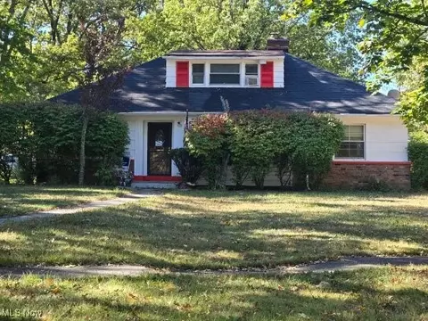 2186 Mount Vernon Blvd, East Cleveland, OH 44112