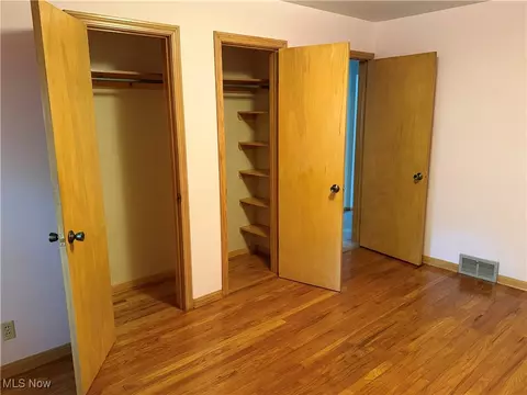 Bedroom - 3558 E Sprague Rd, Broadview Heights, OH 44147 photo 3 of 7