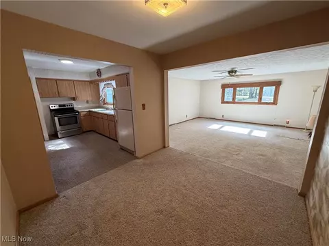 Living - 3558 E Sprague Rd, Broadview Heights, OH 44147 photo 1 of 8