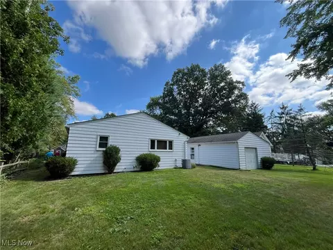 Exterior - 3558 E Sprague Rd, Broadview Heights, OH 44147 photo 5 of 6
