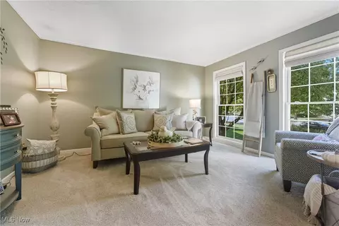 Living - 8314 Sapphire Ave NE, Canton, OH 44721 photo 1 of 3