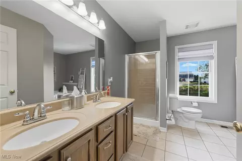 Bath - 8314 Sapphire Ave NE, Canton, OH 44721 photo 3 of 4