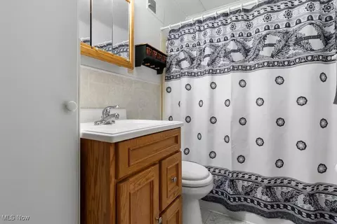 229 Boston Ave, Elyria, OH 44035 photo 16