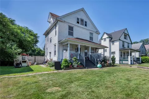 1774 E 31st St, Lorain, OH 44055 photo 3