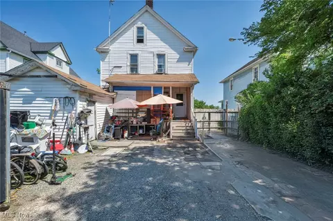 1774 E 31st St, Lorain, OH 44055 photo 5