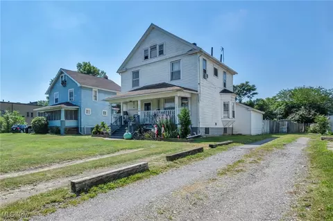 1774 E 31st St, Lorain, OH 44055 photo 4