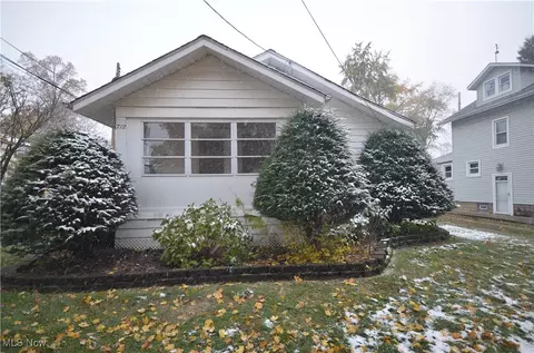712 Frase Ave, Akron, OH 44305