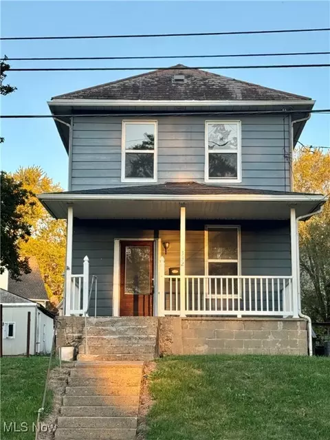 332 Pine St, Zanesville, OH 43701