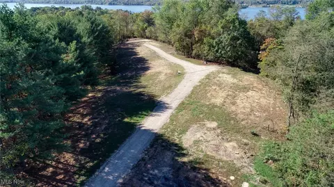 23305 Lashley Rd, Senecaville, OH 43780