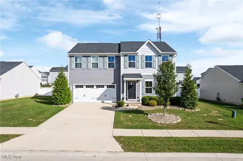 5305 Frederick St, Barberton, OH 44203