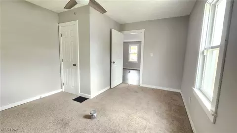 Bedroom - 1457 E 289th St, Wickliffe, OH 44092 photo 2 of 2