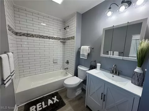 384 E 7th St, Salem, OH 44460 photo 21