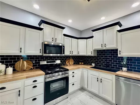 384 E 7th St, Salem, OH 44460 photo 7
