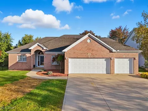 13402 Bridgecreek Cir, Strongsville, OH 44136