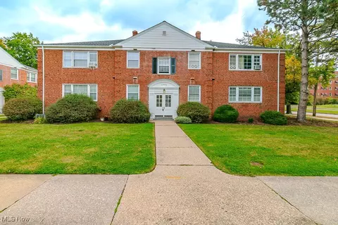 2401 Euclid Heights Blvd #A6, Cleveland, OH 44106
