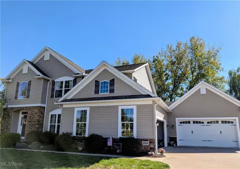 11056 Peach Glen Ave NW, Uniontown, OH 44685