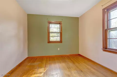 Bedroom - 1117 Bell Ct, Elyria, OH 44035 photo 1 of 4
