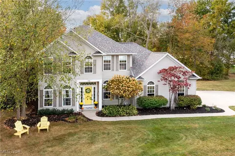 746 Sawmill Dr, Avon Lake, OH 44012