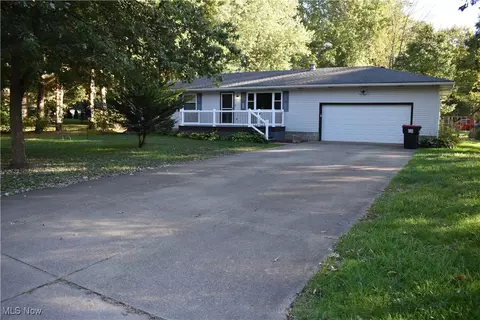 170 Heartwood Dr, Mogadore, OH 44260