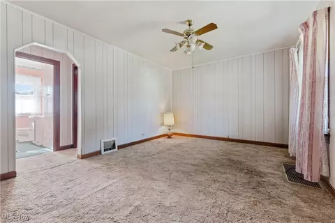 132 33rd St SE, Canton, OH 44707 photo 3