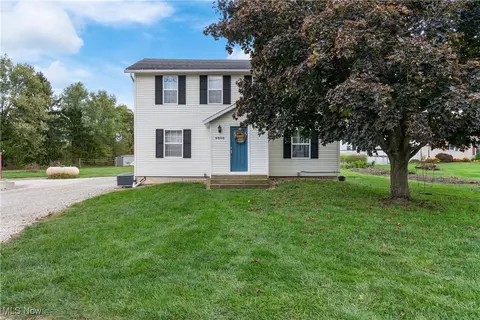 4040 Grant Ave NW, North Lawrence, OH 44666