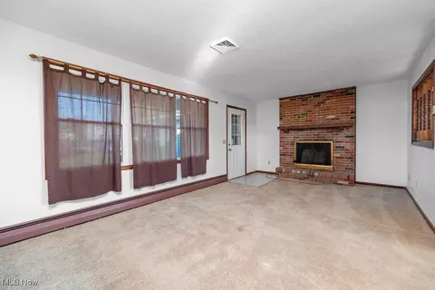 Living - 19045 Whitehead Rd, Lagrange, OH 44050 photo 3 of 4