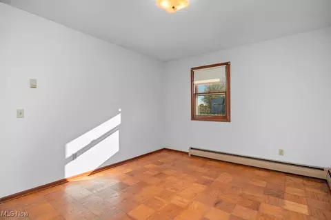 Bedroom - 19045 Whitehead Rd, Lagrange, OH 44050 photo 9 of 11