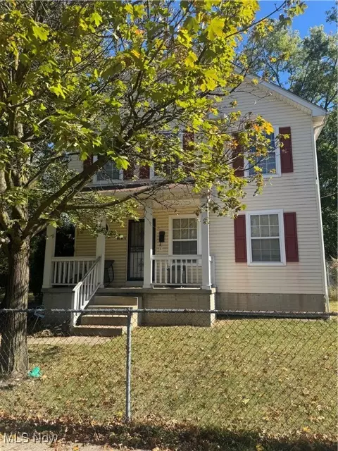627 E 123rd St, Cleveland, OH 44108