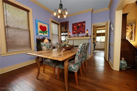 Dining - 7 Arlington Dr, Wheeling, WV 26003 photo 3 of 4